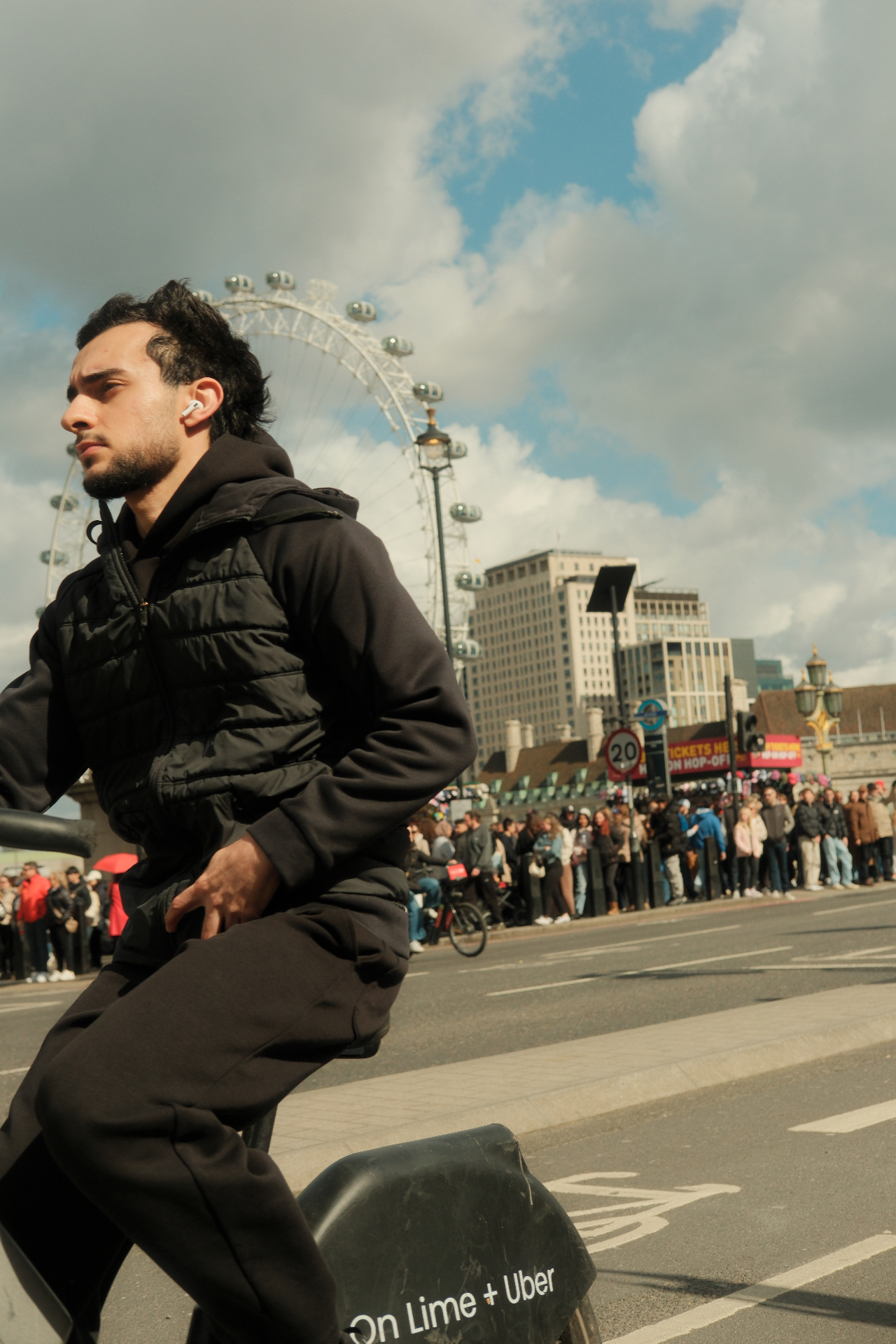 Lime rider, London Eye